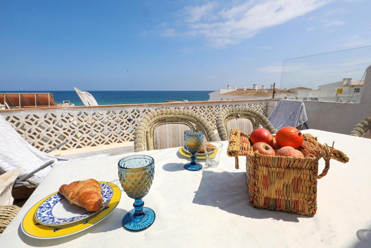 C22 - Beco Do Poco Beach Townhouse In Praia Da Luz Экстерьер фото